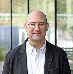  Univ.-Prof. Dr.-Ing. habil. Guido Spars